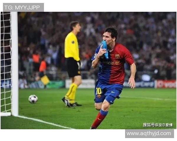 足球明星为何对观众动手引发热议背后的真相与影响分析 足球明星为何对观众动手引发热议背后的真相与影响分析